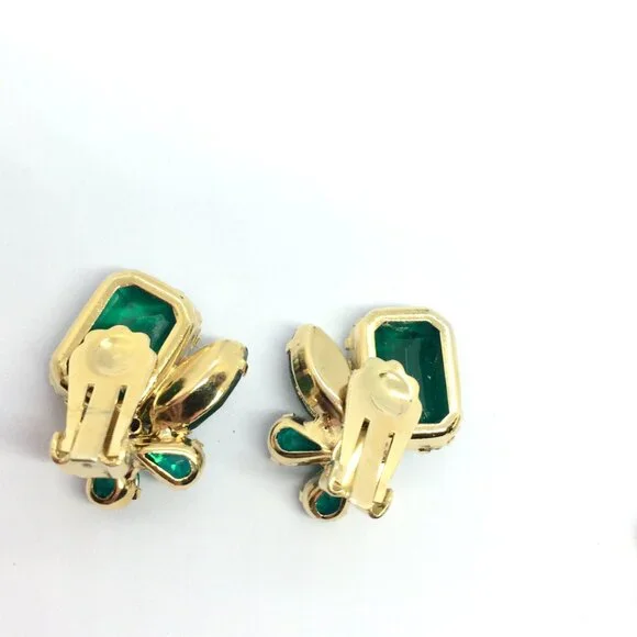 VINTAGE EMERALD Rhinestone Brooch  Earring Set Green Glass Prong Clip on MCM - Picture 11 of 16